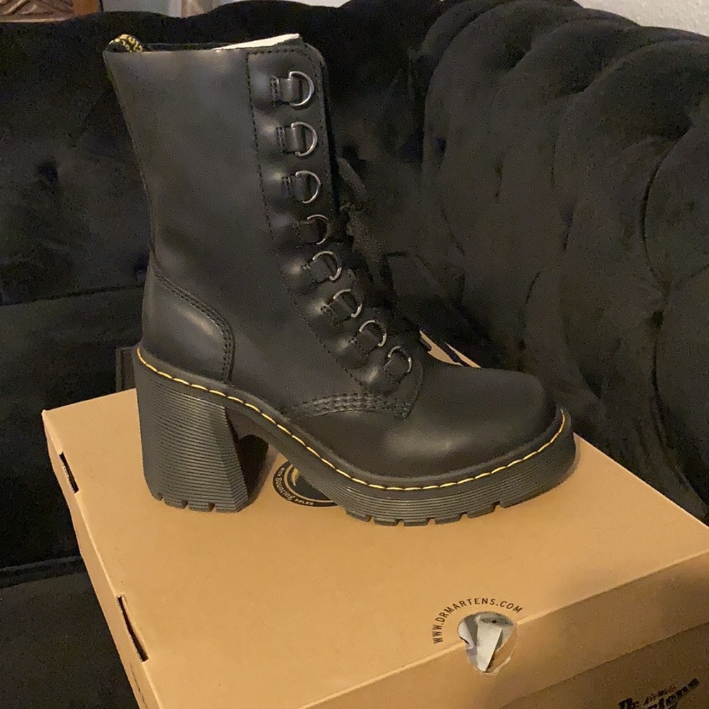 Dr Martens Chesney Black Boots US 7
